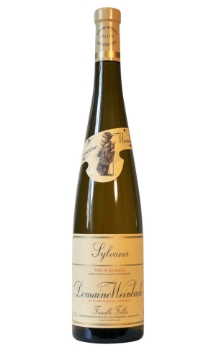 Domaine Weinbach Sylvaner bottle